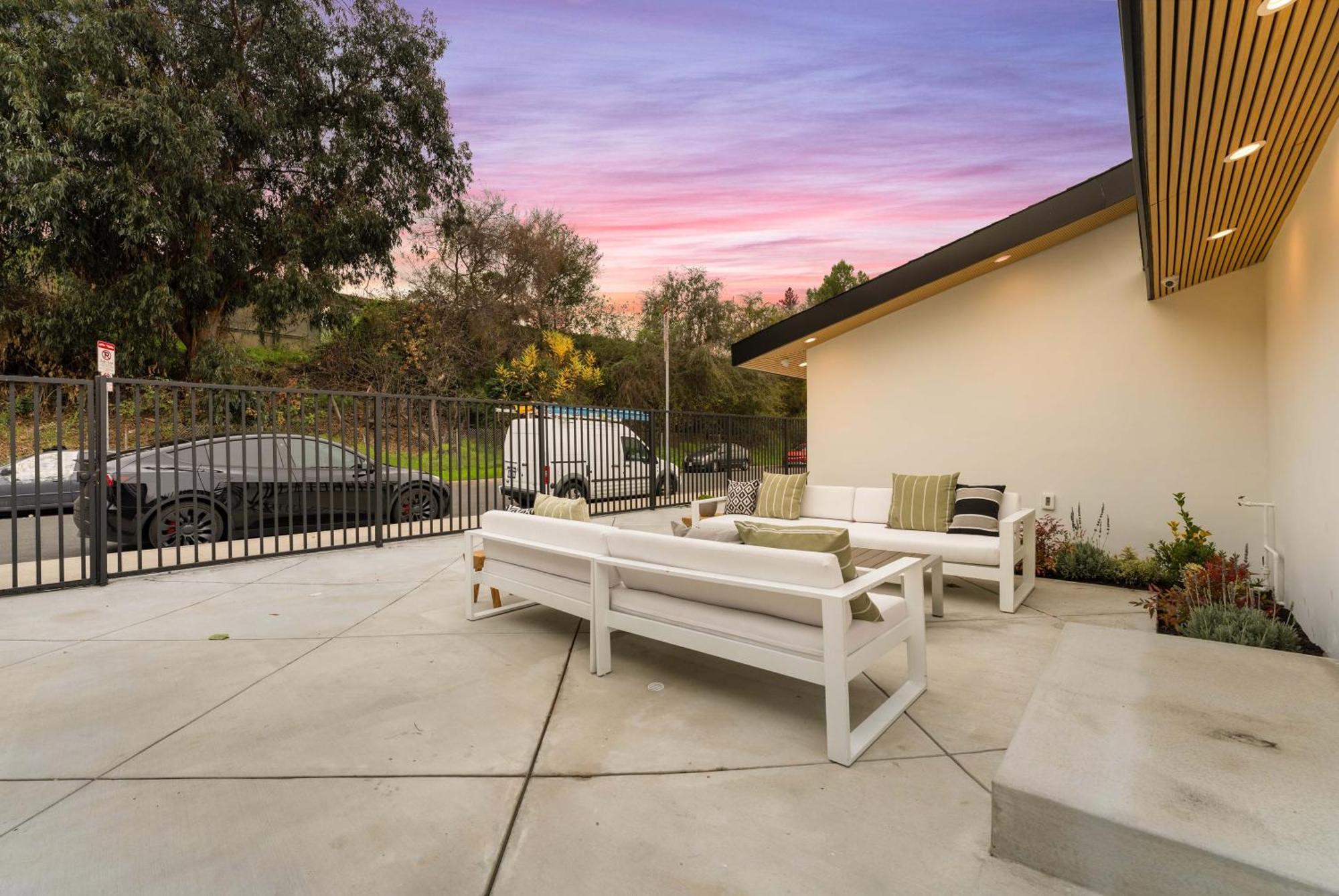 Luxury Living 3Br House With Outdoor Space, Parking Los Angeles Exterior photo